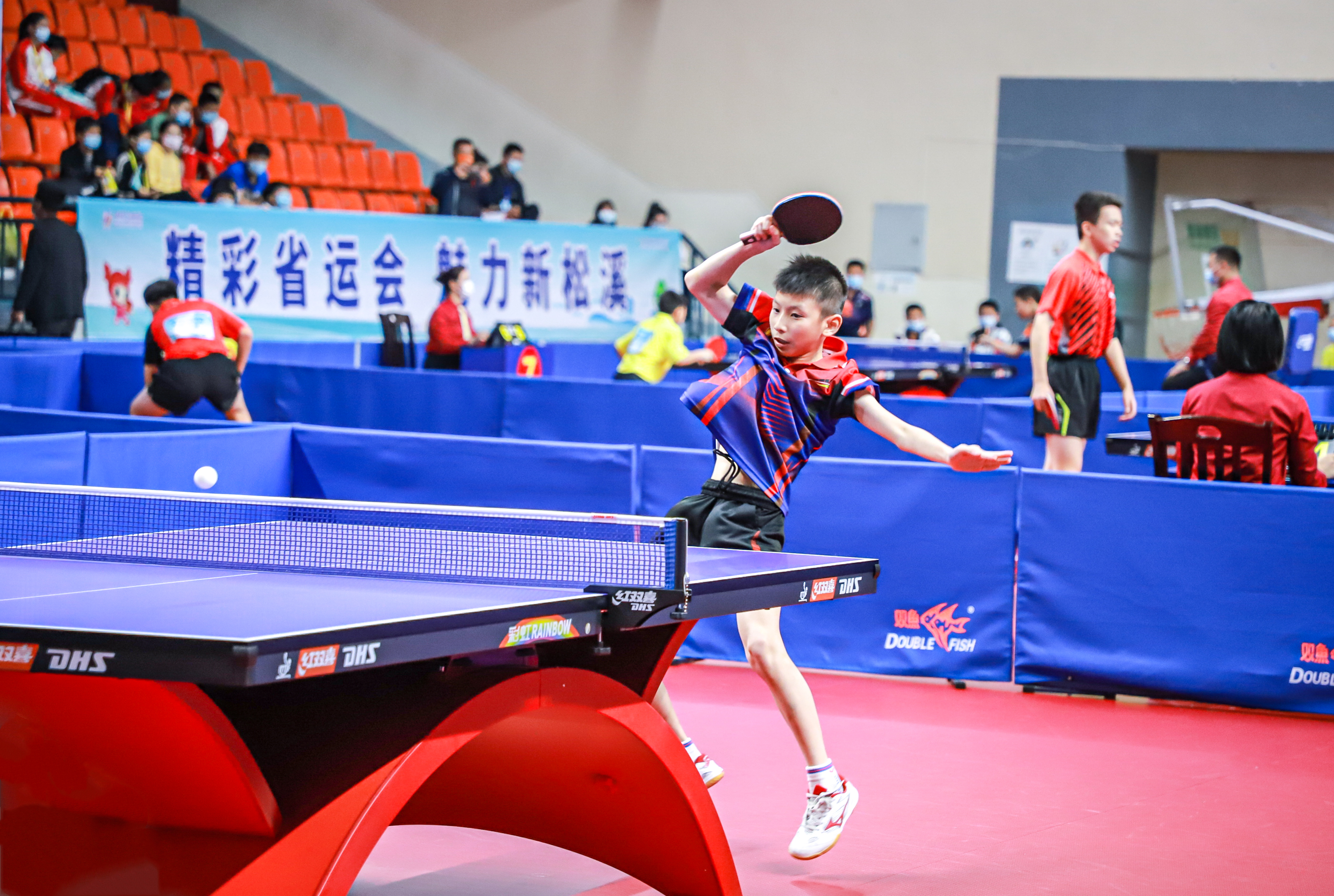 在组织与裁 在组织与裁