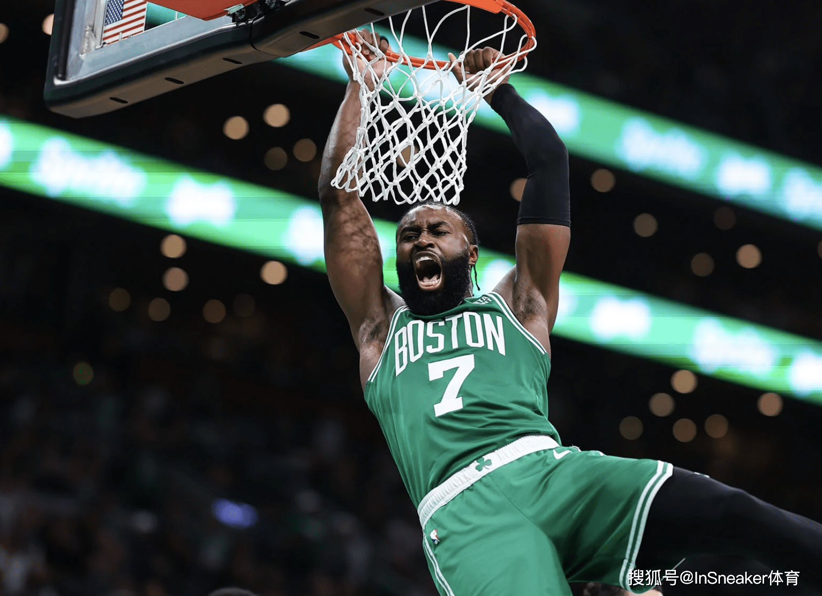 更多球迷的 更多球迷的