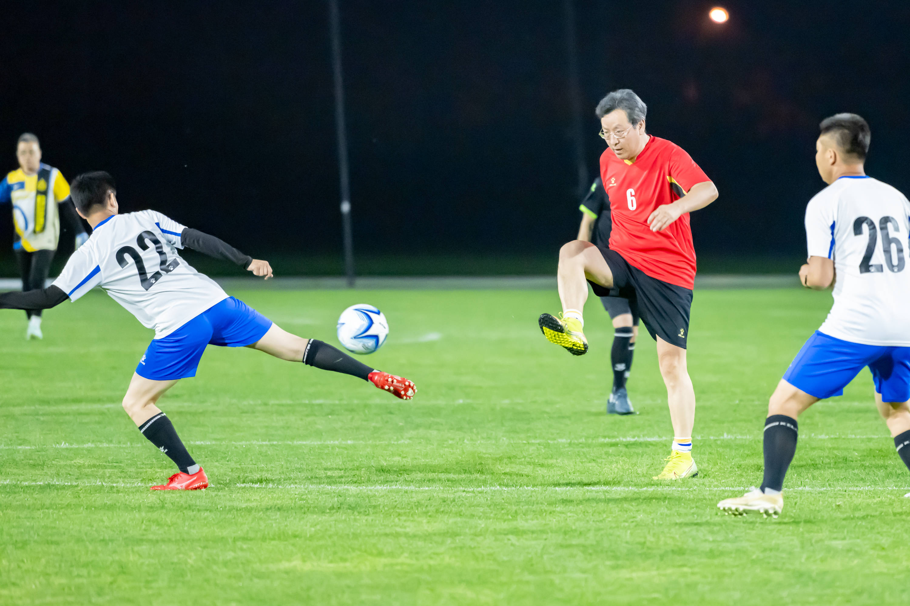 邀请继续升 邀请继续升